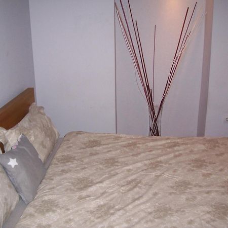 T & E Apartment บูดาเปสต์ ภายนอก รูปภาพ