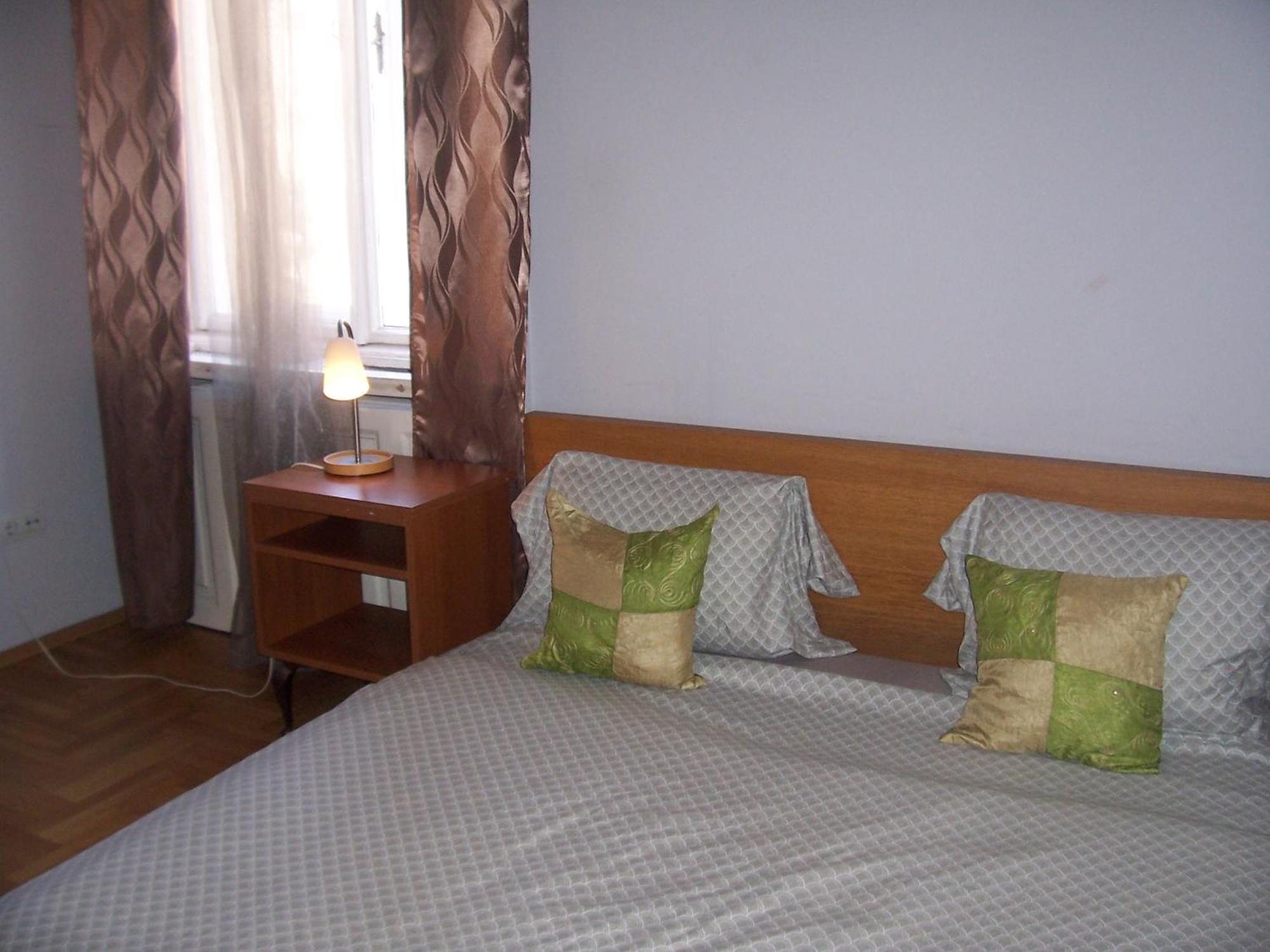 T & E Apartment บูดาเปสต์ ภายนอก รูปภาพ