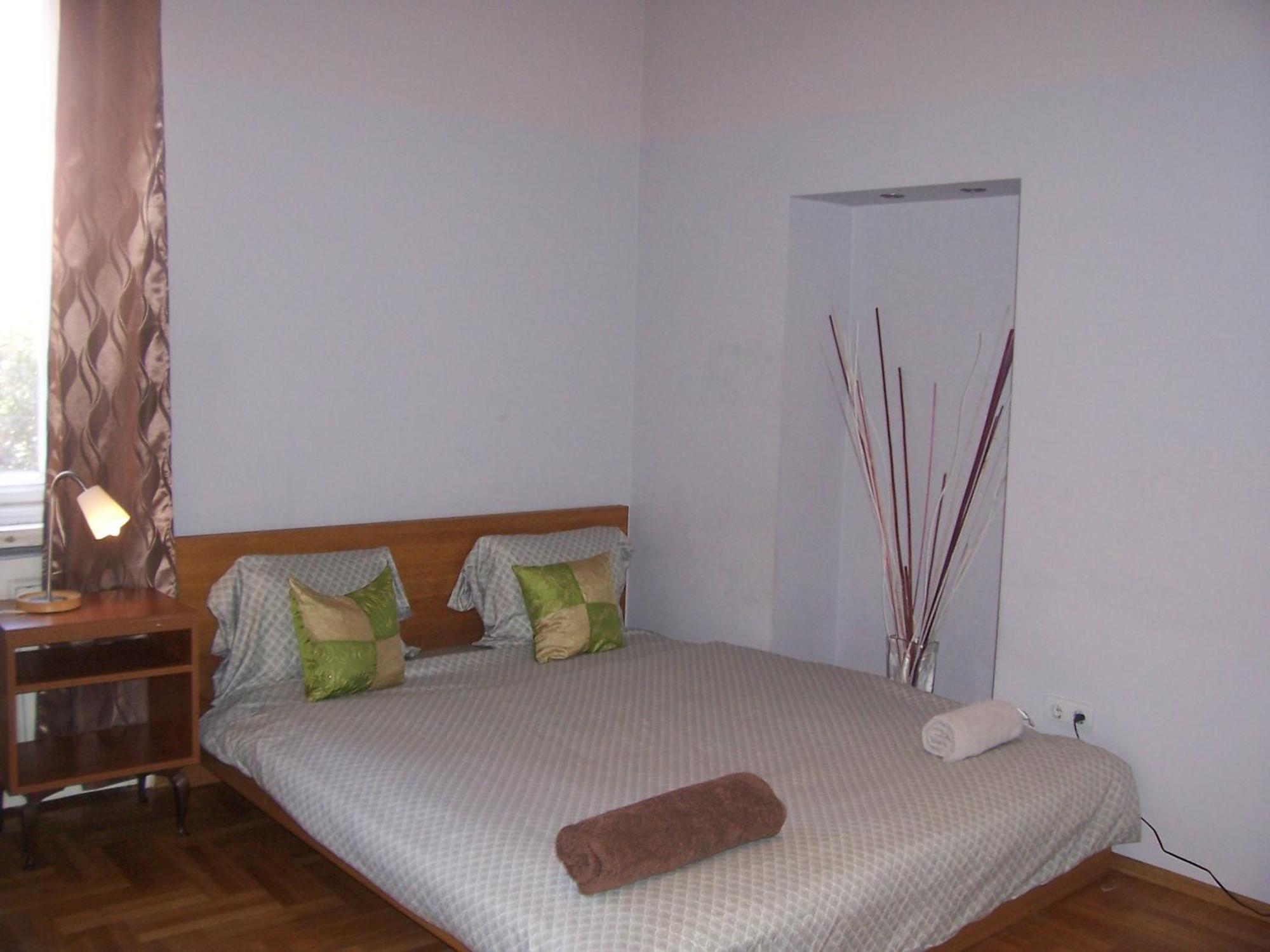 T & E Apartment บูดาเปสต์ ภายนอก รูปภาพ